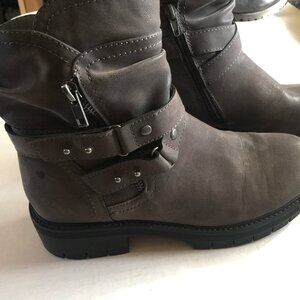 Ladie's Brown MOTO Brady Work Boots NICE Ankle Height with Buckles 7M